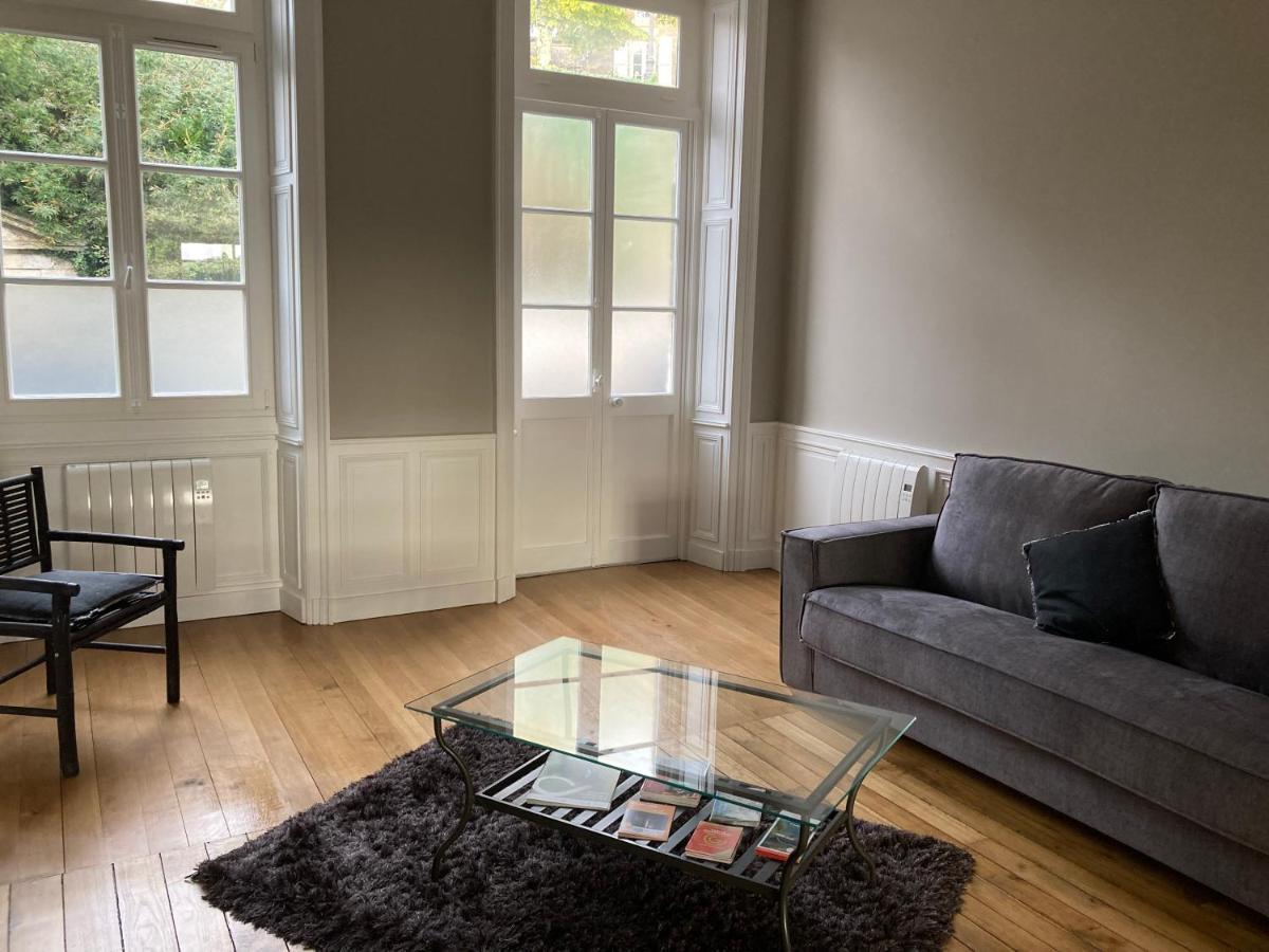 Golf & Rempart Apartment Angouleme Exterior photo