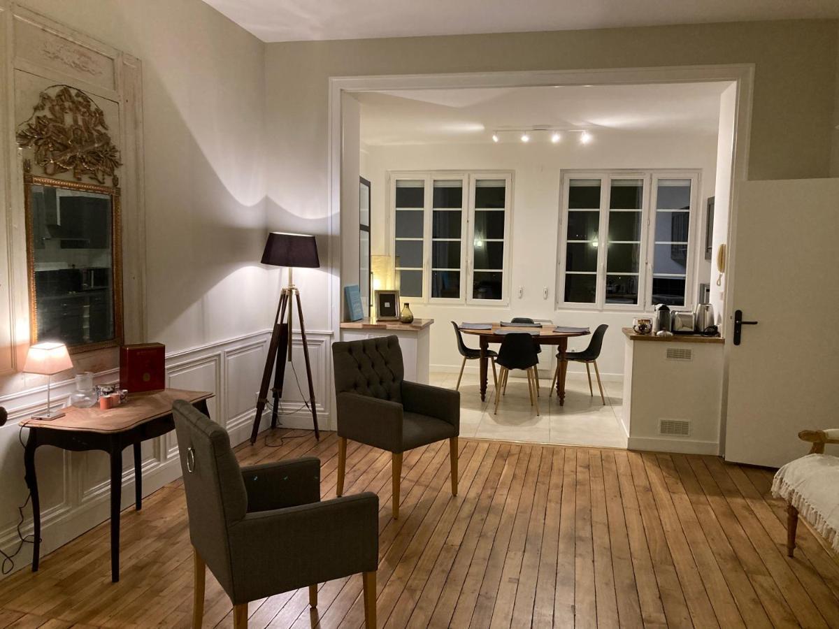 Golf & Rempart Apartment Angouleme Exterior photo